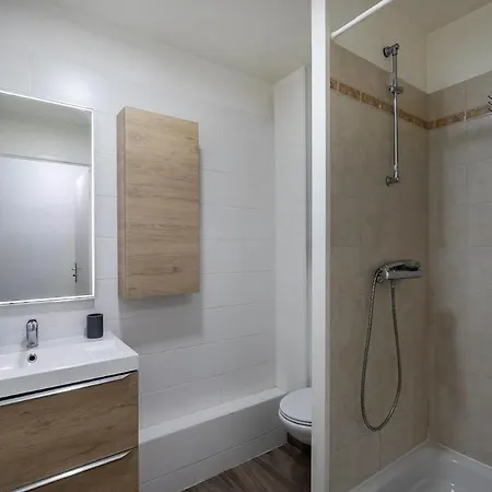 Apartment Parisian Chic & Spacious With Parking *